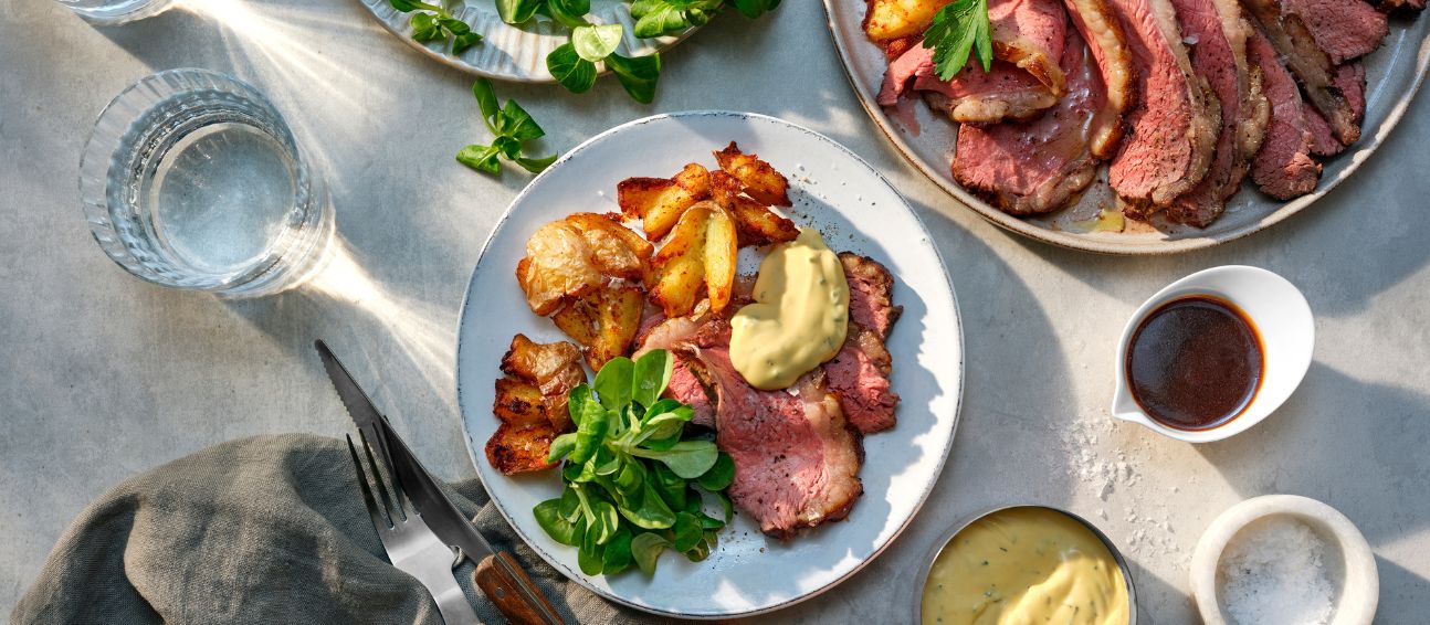 Helgrillad pichana med bearnaise och friterad smashad potatis